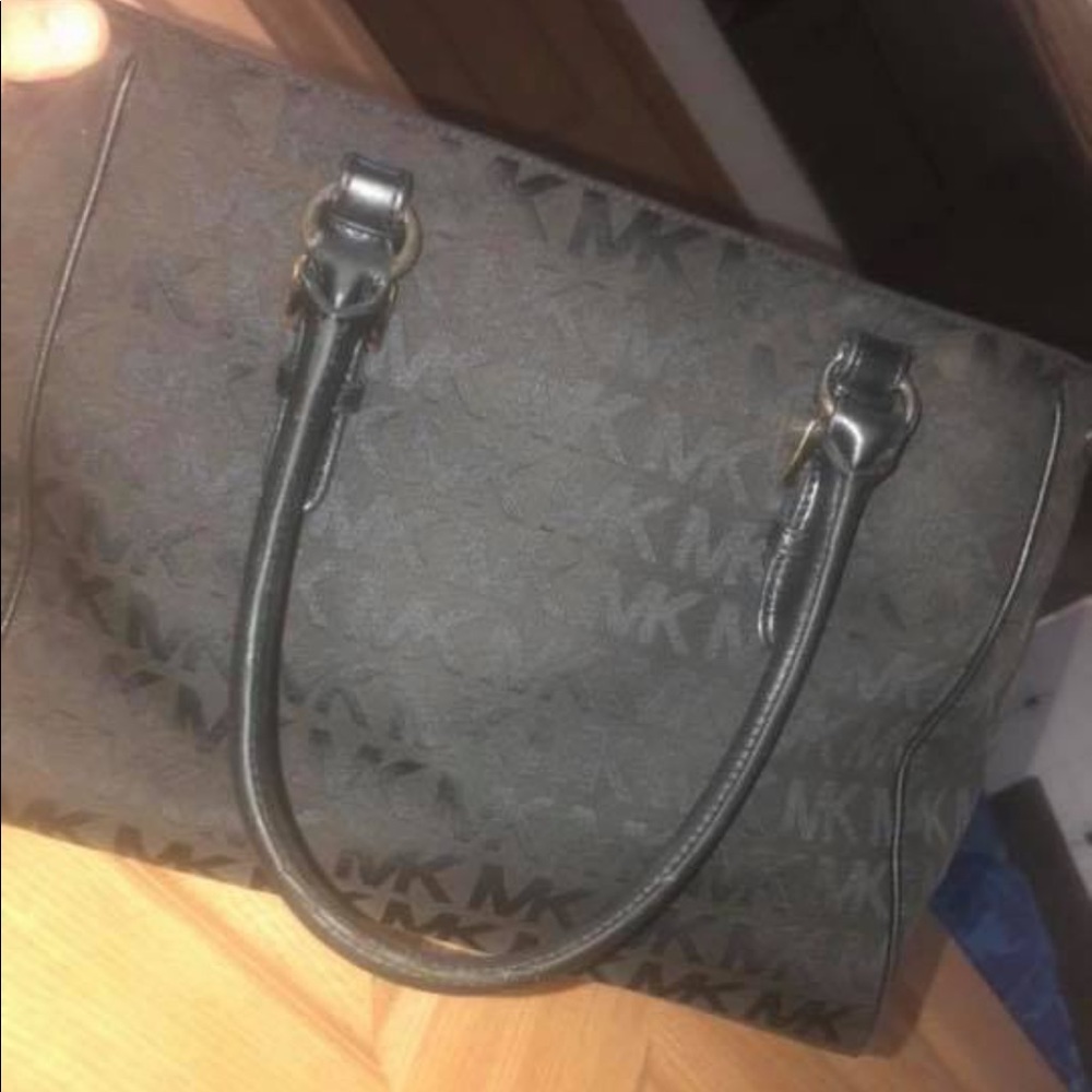 MK purse